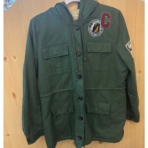 Iris Military Style Cotton Coat M Pkts  Snaps Drawstring Patches Hooded Fur Line